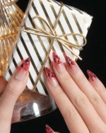 Crimson Queen Reusable Press On Nails - Image 3