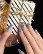 Azure Dream Reusable Press On Nails - Image 3