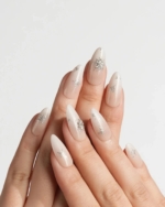 First Flake Reusable Press On Nails - Image 4