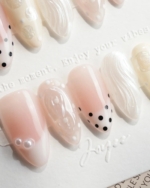 Pearl Dot Reusable Press On Nails - Image 2