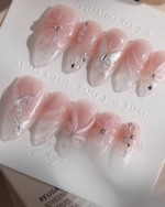 Wonderland Reusable Press On Nails - Image 3